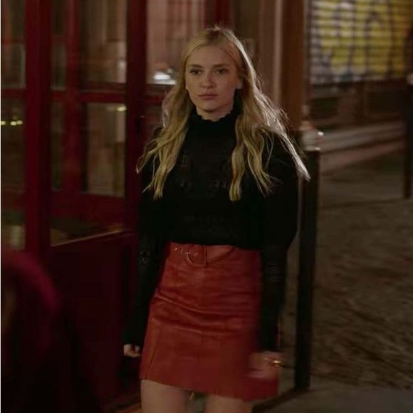 Sandro Aubin Seamed Leather Belted Mini Skirt Size 1, NWT as seen Emily in Paris - Picture 3 of 5